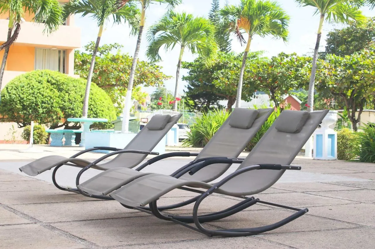Surf Turf Two Bedroom Suite At Turtle Towers Ocho Rios Jamaika